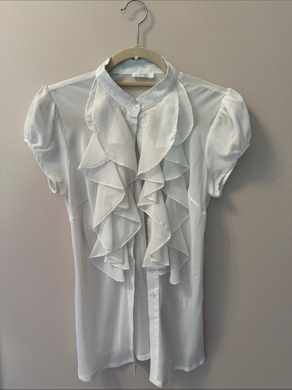 Millau White Ruffle short Sleeve Blouse